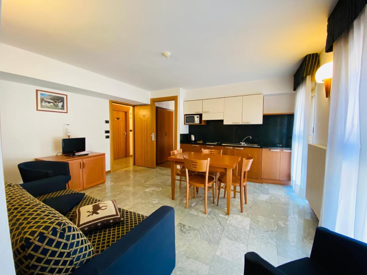 Residence Pizzo Scalino К'єза-ін-Вальмаленко Екстер'єр фото