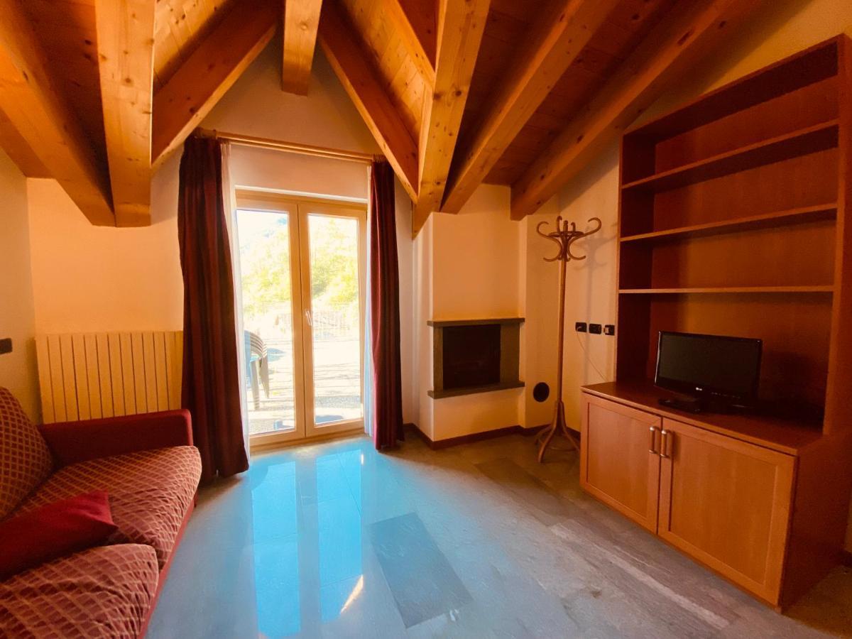 Residence Pizzo Scalino К'єза-ін-Вальмаленко Екстер'єр фото