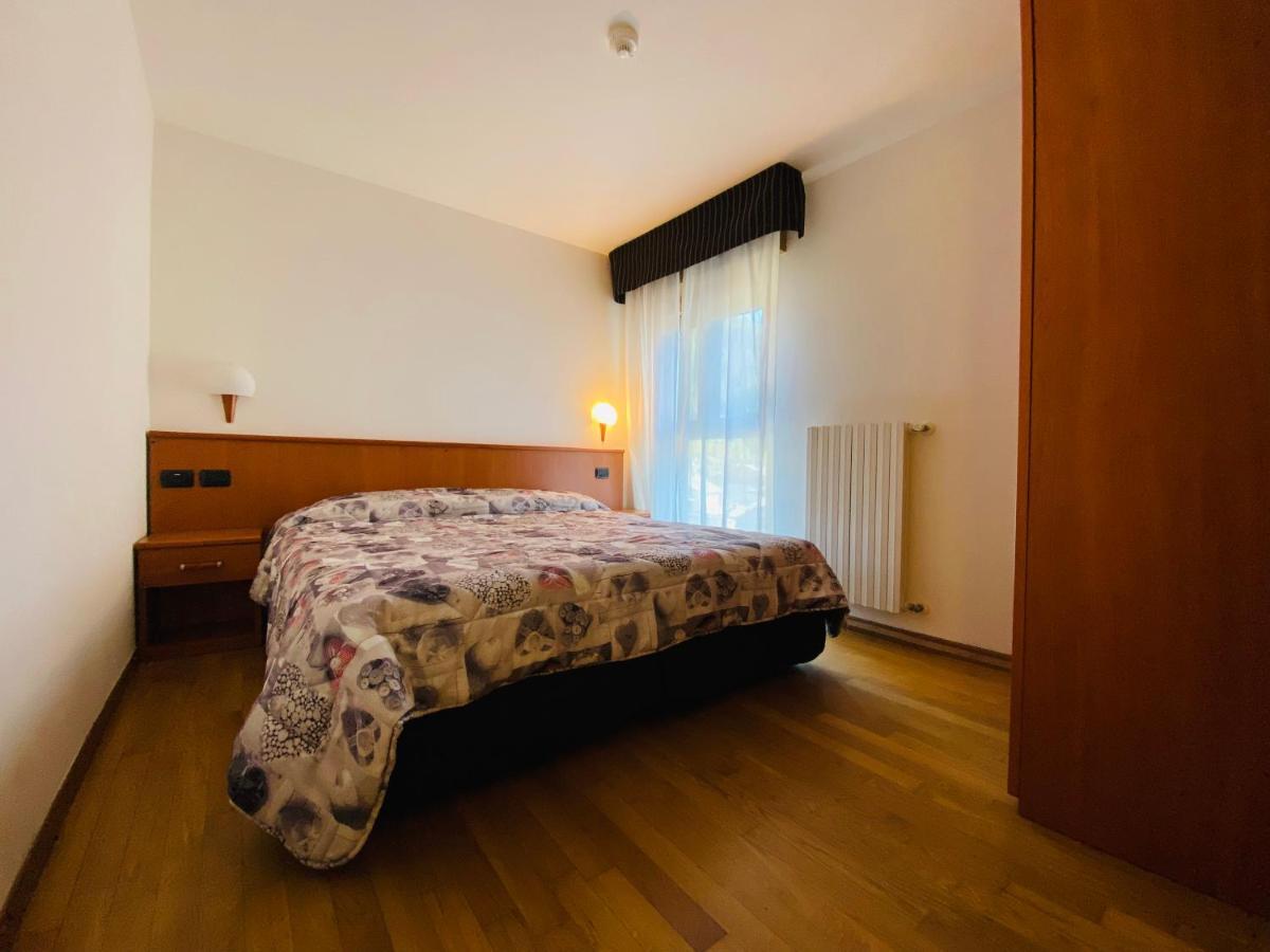 Residence Pizzo Scalino К'єза-ін-Вальмаленко Екстер'єр фото