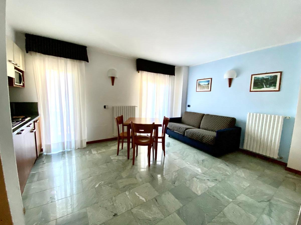 Residence Pizzo Scalino К'єза-ін-Вальмаленко Екстер'єр фото